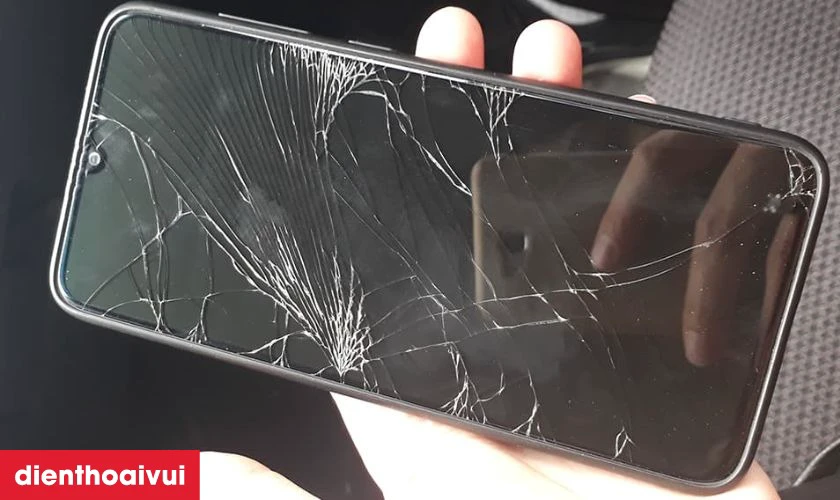 Vivo T2x bị rơi vỡ, va đập hư hỏng màn hình cần được thay mới