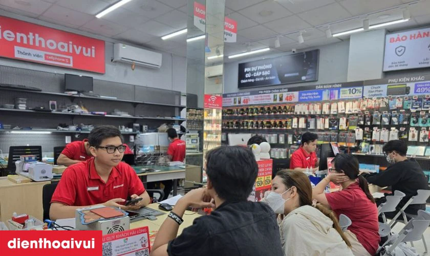 Điện Thoại Vui - Địa chỉ thay màn hình Vivo V12 uy tín, giá tốt