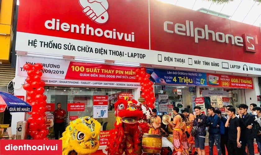 Địa chỉ thay màn hình Vivo X Fold S uy tín, lấy liền tại TPHCM và Hà Nội