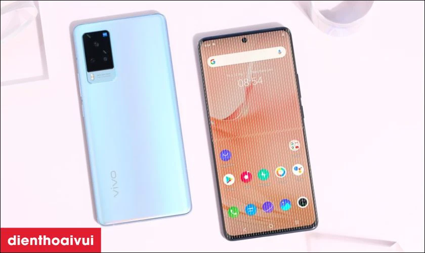 Màn hình xuất hiện các sọc, đốm