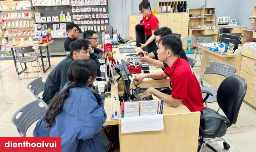 Dịch vụ thay màn hình Vivo X60 Pro chính hãng, lấy liền tại Điện Thoại Vui