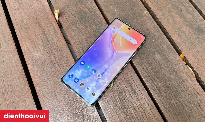 Giới thiệu màn hình điện thoại Vivo X70