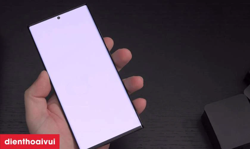 Màn hình Vivo X80 Pro Plus không hiển thị hình, bị trắng trơn