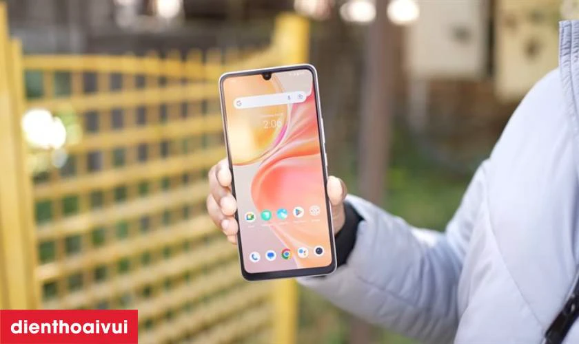 Đánh giá màn hình điện thoại Vivo Y100a?