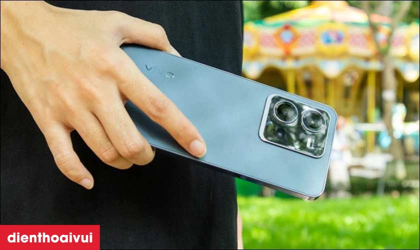 Giới thiệu sơ lược về màn hình của điện thoại Vivo Y25?