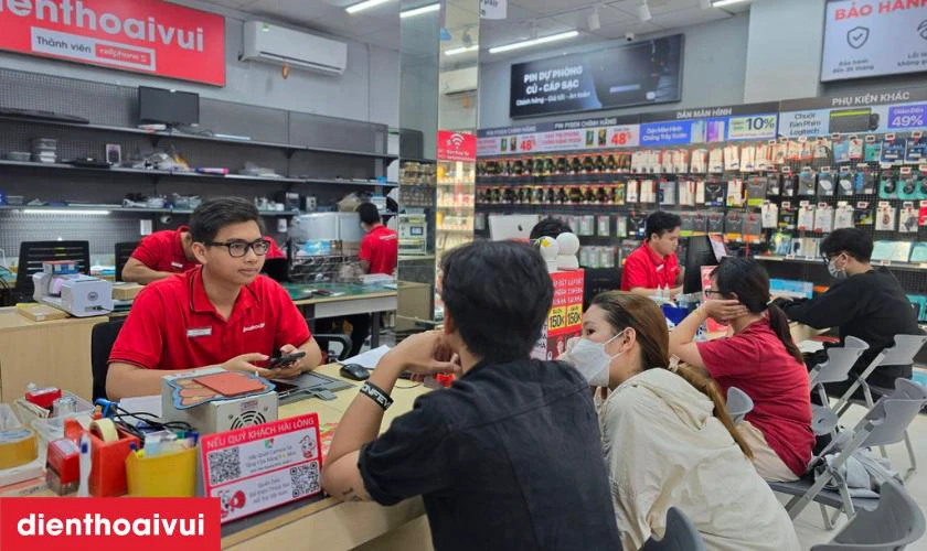 Điện Thoại Vui luôn hỗ trợ khách hàng tận tình
