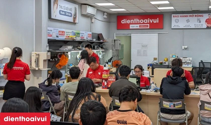 Vì sao bạn nên thay màn hình Xiaomi 10T Pro 5G chính hãng GENA loại Pro tại Điện Thoại Vui?