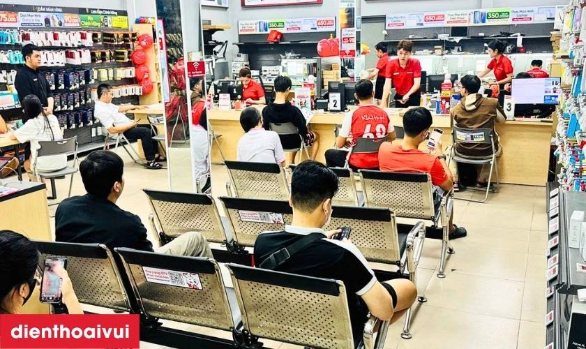 Vì sao bạn nên thay màn hình Xiaomi 13T chính hãng GENA loại Pro tại Điện Thoại Vui?