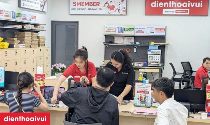 Vì sao nên thay màn hình Xiaomi 14C chính hãng GENA loại Pro tại Điện Thoại Vui?