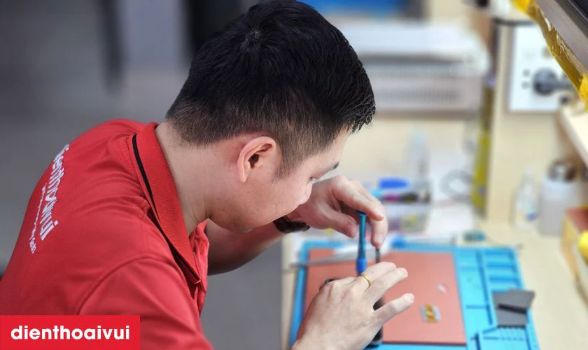 Dịch vụ thay màn hình Xiaomi Mi Note 10 chính hãng KASR lấy liền tại Điện Thoại Vui