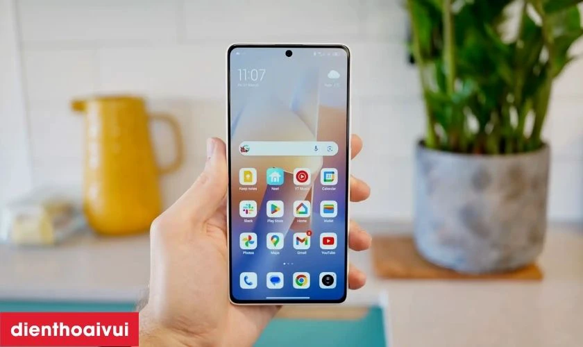Giới thiệu m&agrave;n h&igrave;nh Xiaomi Redmi 13