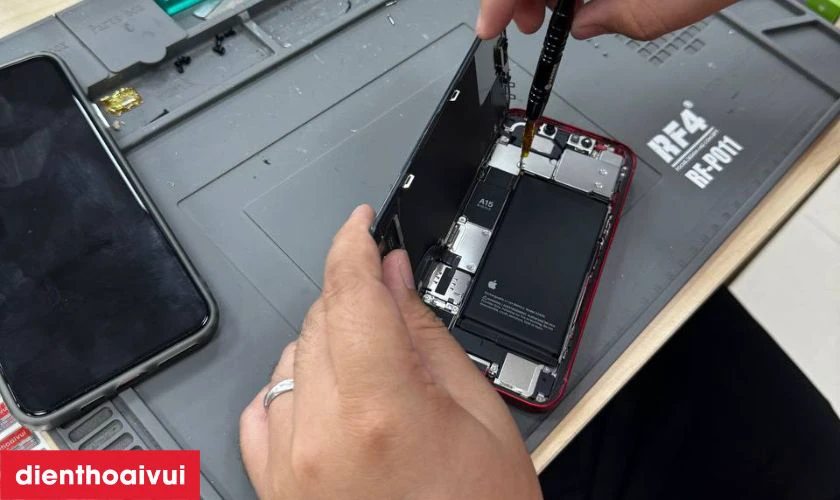 Quy trình thay màn hình Xiaomi Redmi K70E rời chính hãng GENA loại Pro tại Điện Thoại Vui