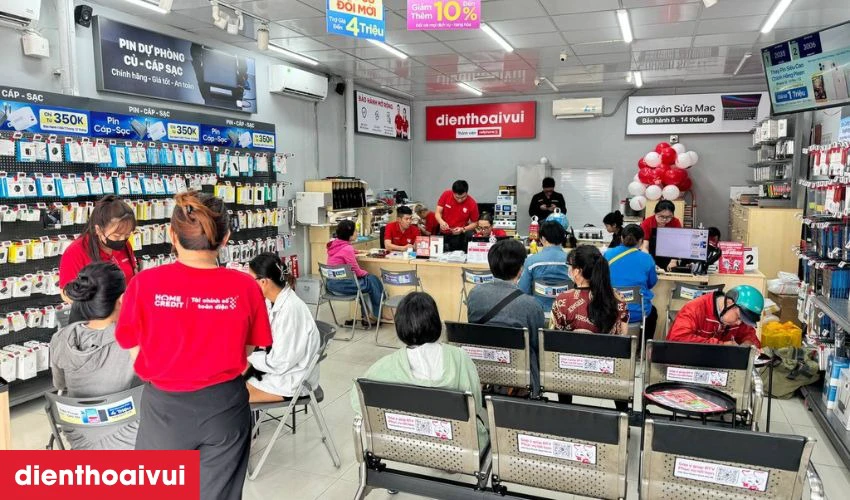 Thay màn hình chính hãng Safety uy tín, giá tốt đến ngay Điện Thoại Vui