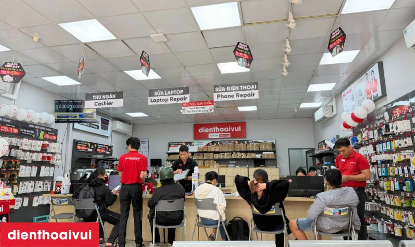 Thay m&agrave;n h&igrave;nh Xiaomi Redmi Note 15C gi&aacute; rẻ tại Điện Thoại Vui