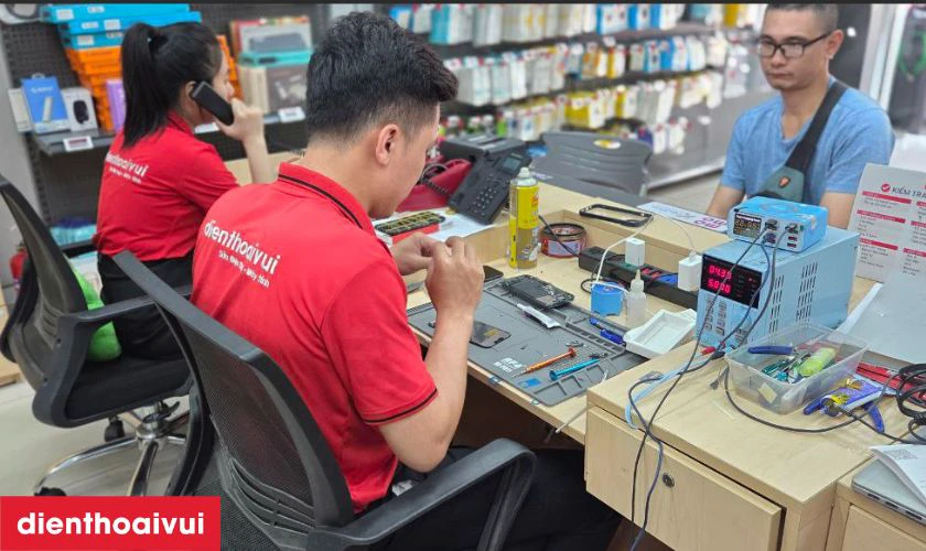 Vì sao bạn nên thay màn hình Xiaomi Redmi Note 9 Pro Max chính hãng GENA loại Pro tại Điện Thoại Vui?