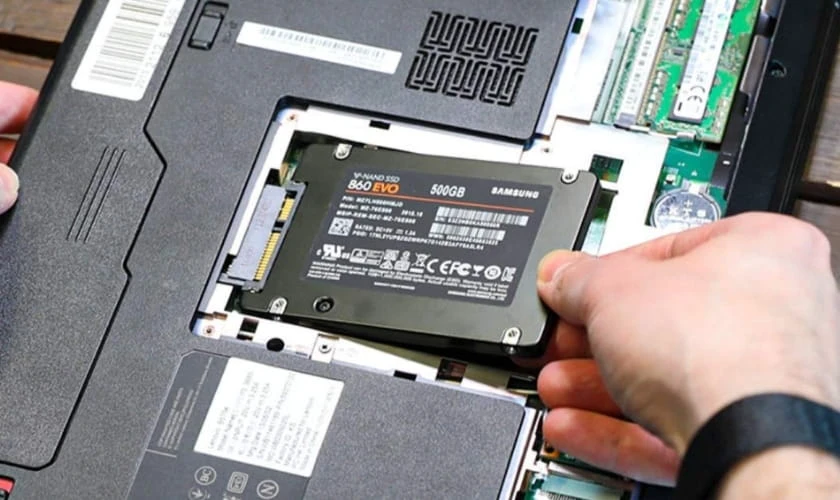 Thay ổ cứng laptop quận Bình Thạnh