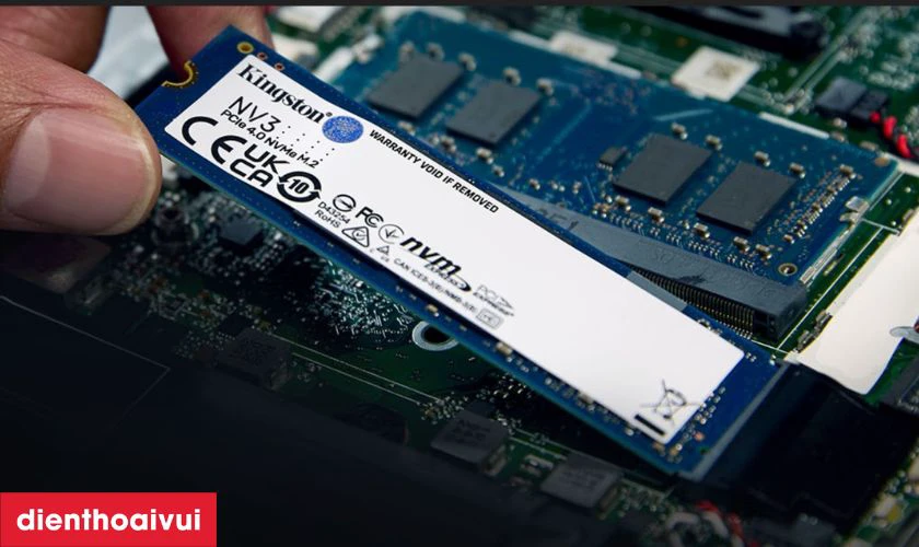 Thay ổ cứng SSD Kingston do đầy dữ liệu