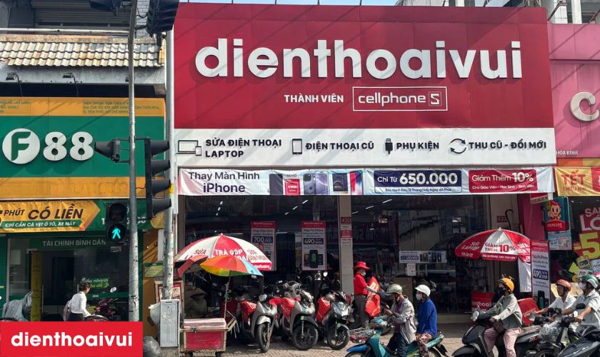 Địa chỉ thay pin điện thoại Tecno uy tín, lấy liền tại TPHCM và Hà Nội