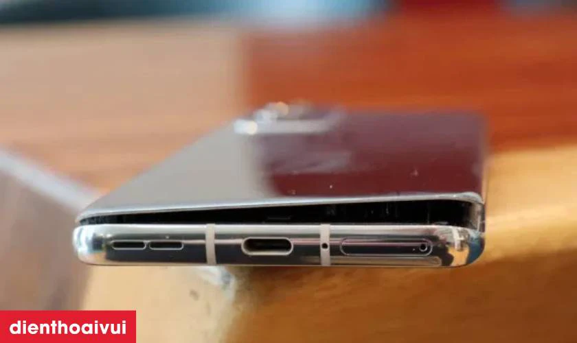 Khi nào bạn cần thay pin điện thoại ZTE?