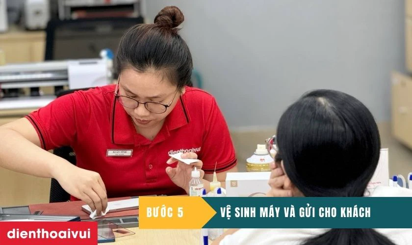 Bàn giao máy và thanh toán