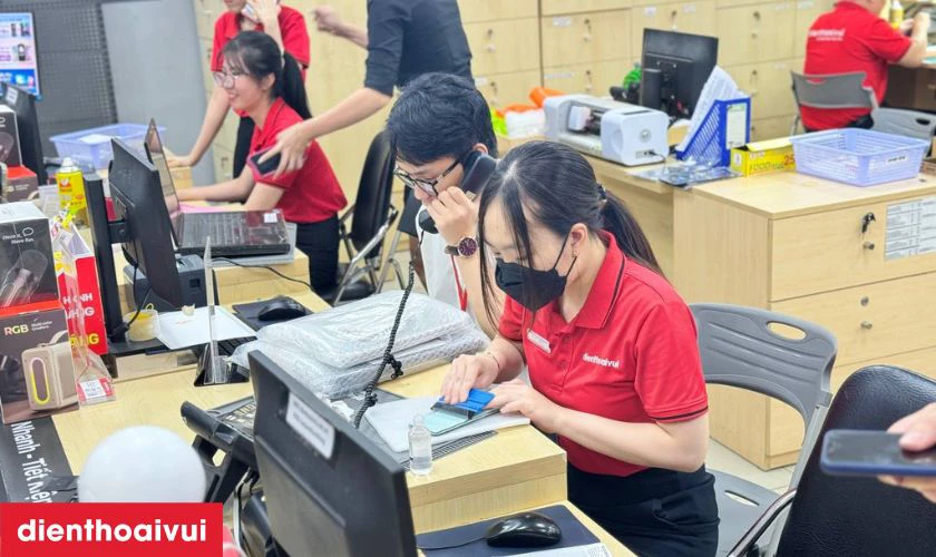 Điện Thoại Vui cung cấp chính sách bảo hành dài hạn, hỗ trợ sau dịch vụ