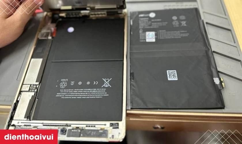 Quy trình thay pin iPad Pro 11 2022 chính hãng Vmas chuyên nghiệp lấy liền tại Điện Thoại Vui