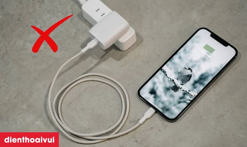 Nguyên nhân khiến pin iPhone 13 Pro Max nhanh chai