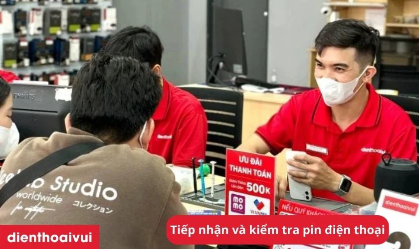 Tiếp nhận thông tin từ khách hàng