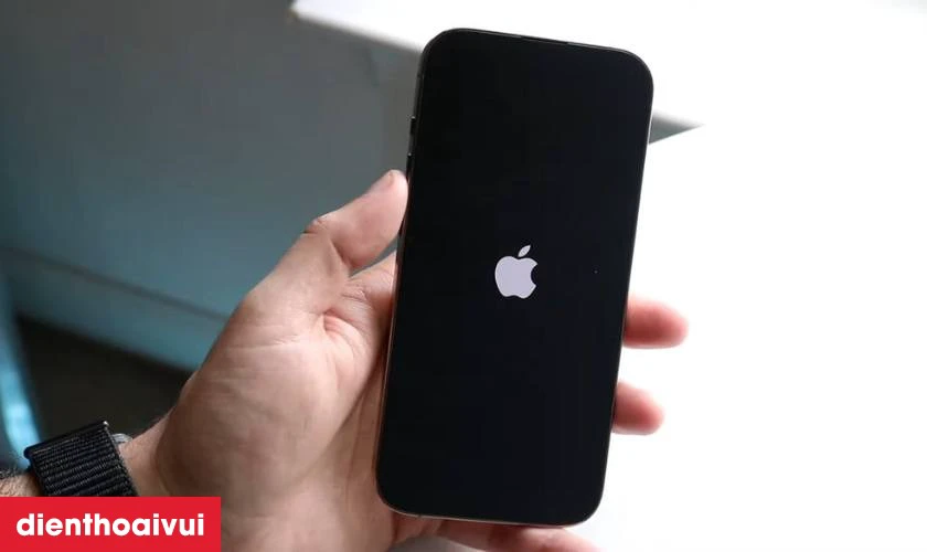 Các dấu hiệu nhận biết bạn cần thay pin iPhone 14 Plus dung lượng siêu cao chính hãng Vmas nhanh chóng
