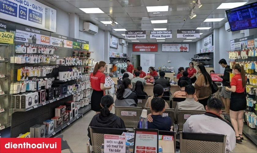 Dịch vụ thay pin iPhone 16 chính hãng Pisen lấy liền tại Điện Thoại Vui