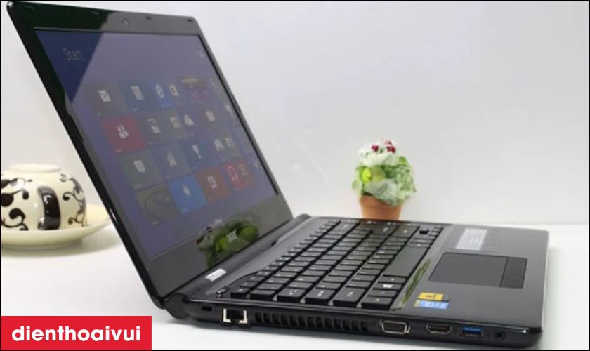 Dấu hiệu laptop Acer Aspire E1-470 cần thay pin