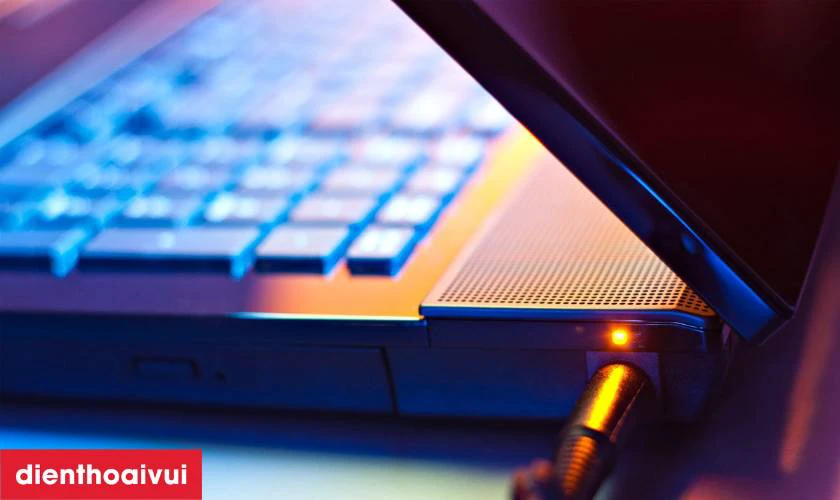 Dấu hiệu laptop Acer Aspire E5-573 cần thay pin