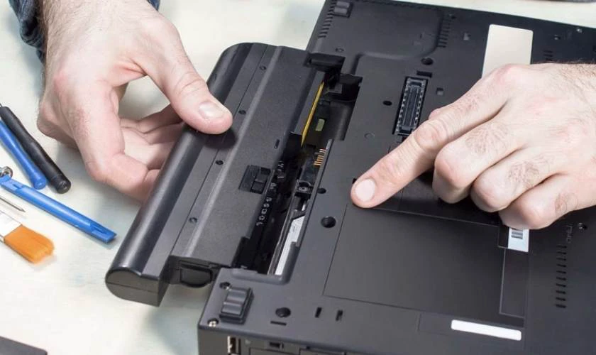 Tiêu chí lựa chọn địa chỉ thay pin Laptop Bình Dương