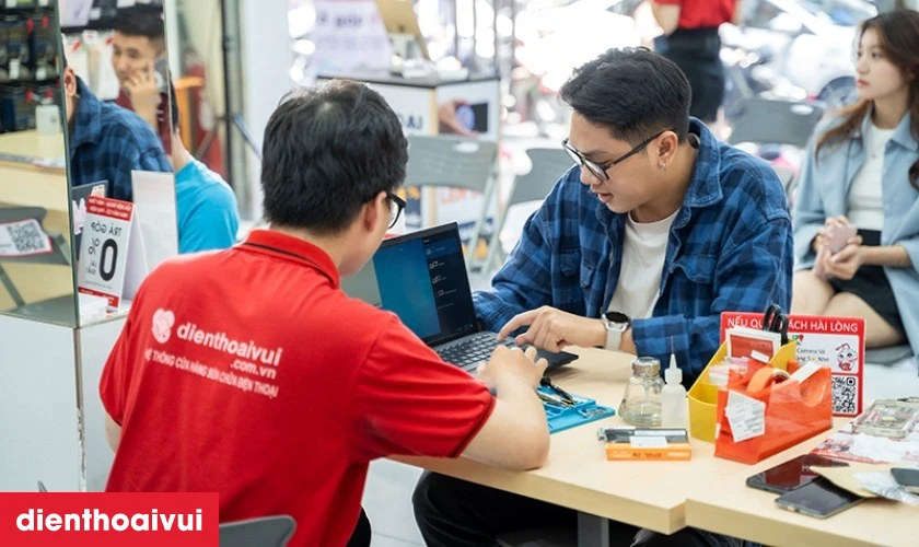 Lưu ý khi thay pin laptop Dell Inspiron 13 7378