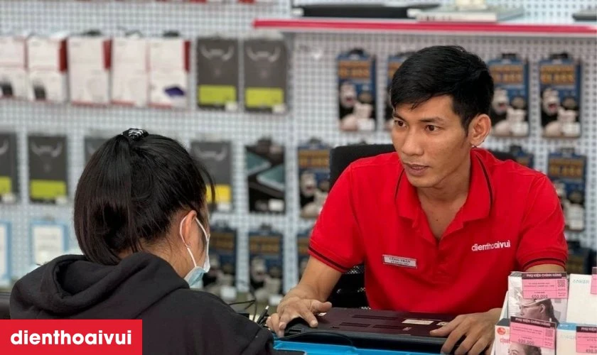 Thay pin laptop Dell Inspiron 13 7378 đến ngay Điện Thoại Vui