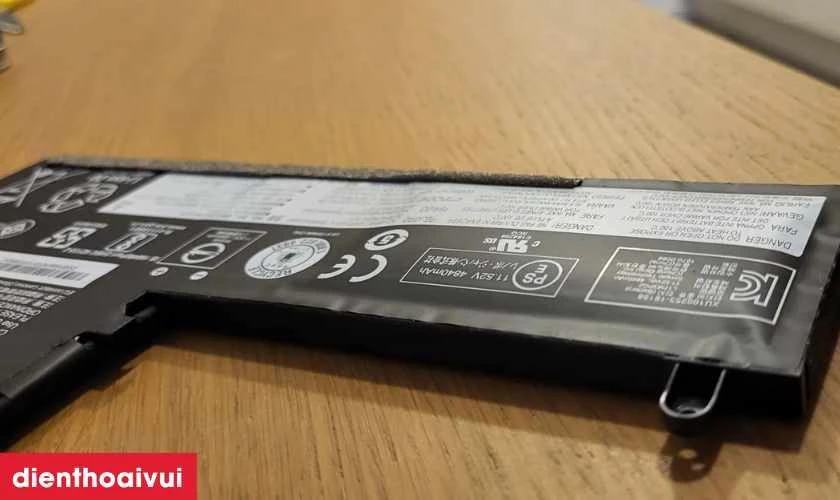 Cách kiểm tra pin laptop Dell Inspiron 15 7567 chính hãng
