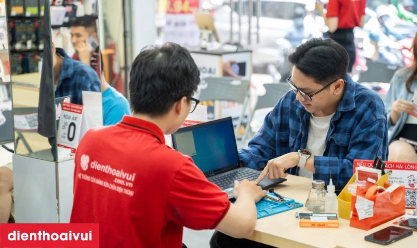 Thay pin laptop Dell Inspiron 3467 chính hãng, giá tốt tại Điện Thoại Vui