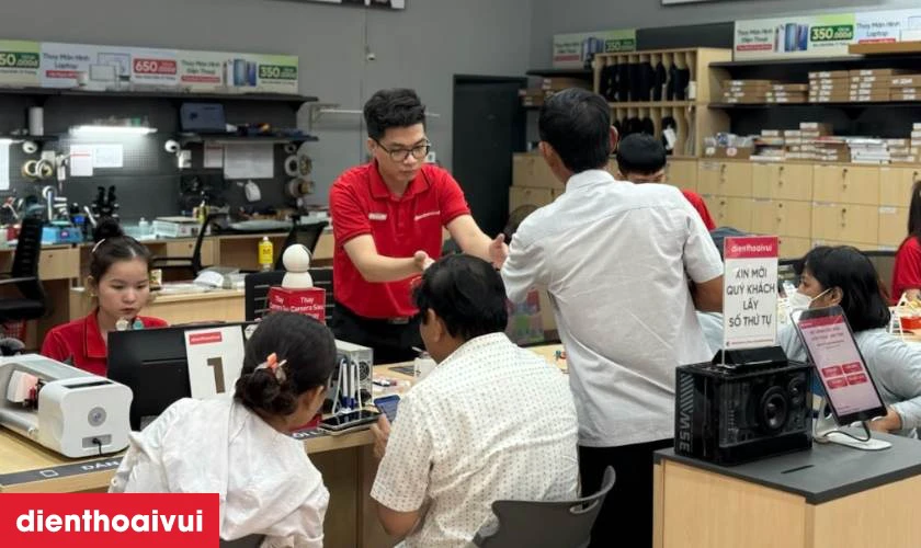 Thay pin laptop Dell Inspiron 3560 lấy liền TP.HCM, H&agrave; Nội