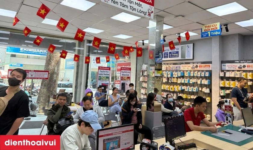 Thay pin laptop Dell Latitude 13-3379 2 in 1 ch&iacute;nh h&atilde;ng GenALap lấy liền tại Điện Thoại Vui