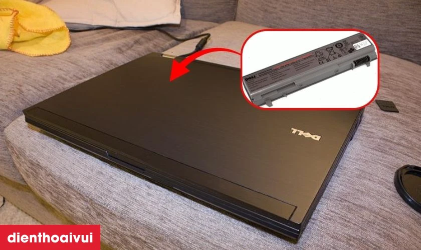 C&oacute; n&ecirc;n thay pin laptop Dell Latitude E6400?