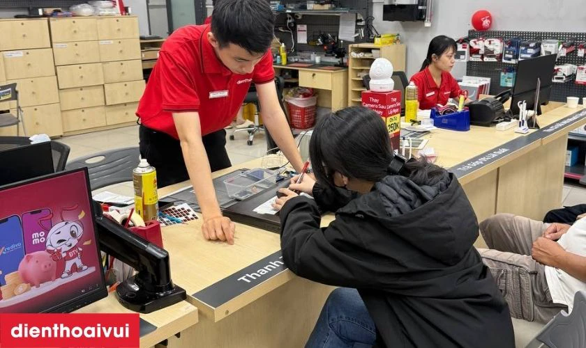 Địa chỉ thay pin laptop Dell XPS 13D 9343 gi&aacute; tốt TP.HCM, H&agrave; Nội