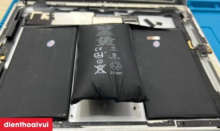 Dấu hiệu pin laptop HP Compaq CQ15 bị lỗi cần thay ngay