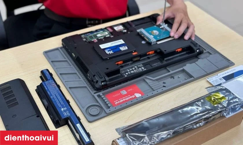 Thay pin laptop HP Pavilion 15AC đến ngay Điện Thoại Vui