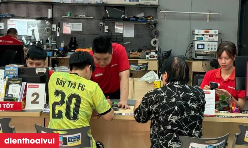 Quy trình thay pin laptop HP ProBook 8460 nhanh chóng