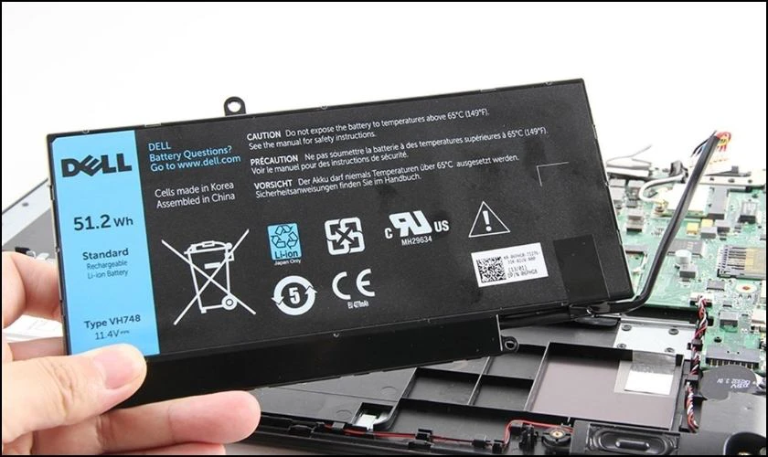 Thay pin Laptop quận Tân Bình