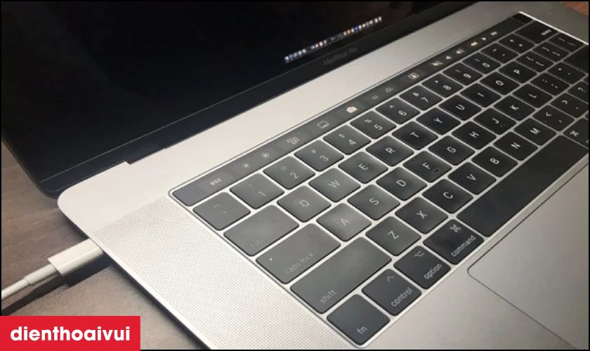 Nguyên nhân khiến pin MacBook Air bị hư phải thay