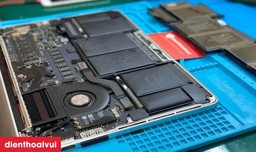 Dấu hiệu cần thay pin MacBook Air 2014