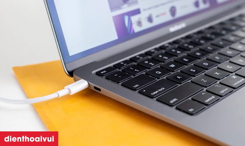 Thay pin Macbook Air M1 cần lưu ý gì?