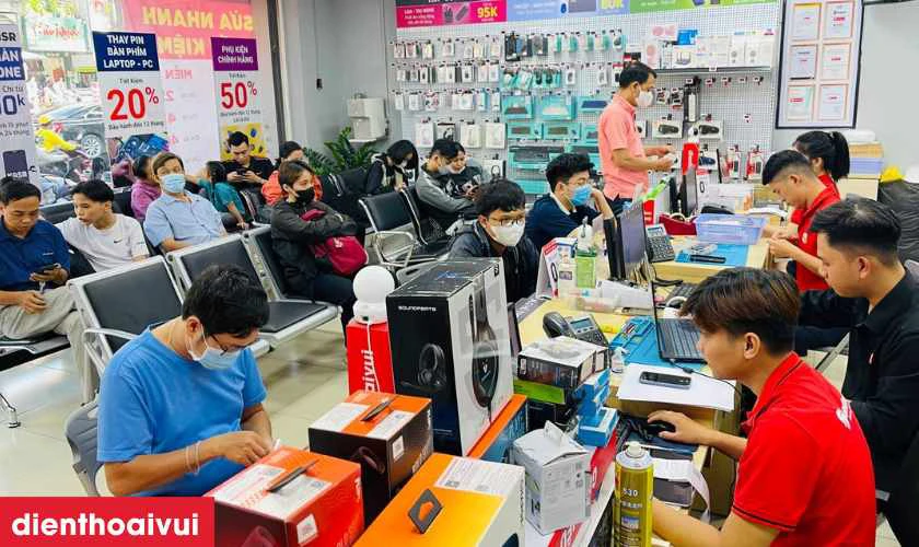 Thay pin MacBook Pro 2017 15 inch A1707 chính hãng, giá tốt tại Điện Thoại Vui