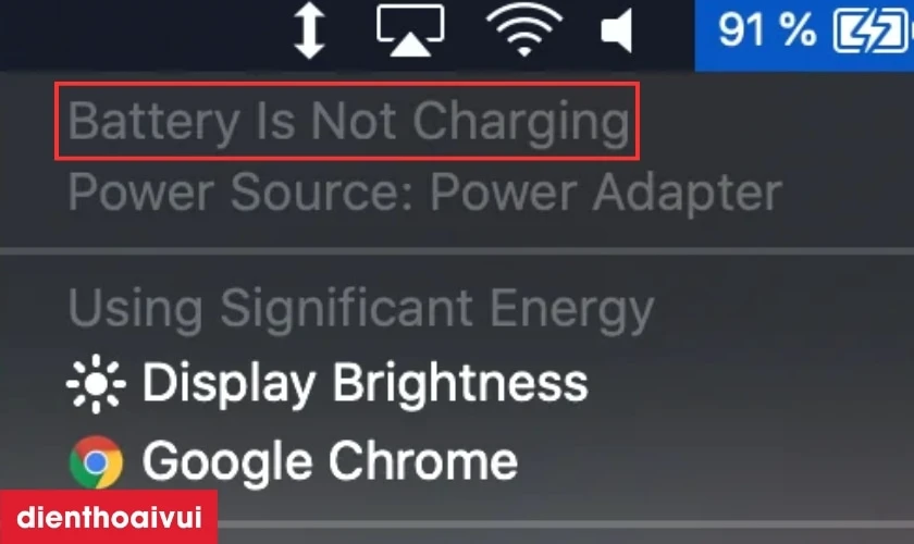 Máy hiển thị các thông báo lỗi liên quan đến pin như Battery Not Charging, Battery Overheating